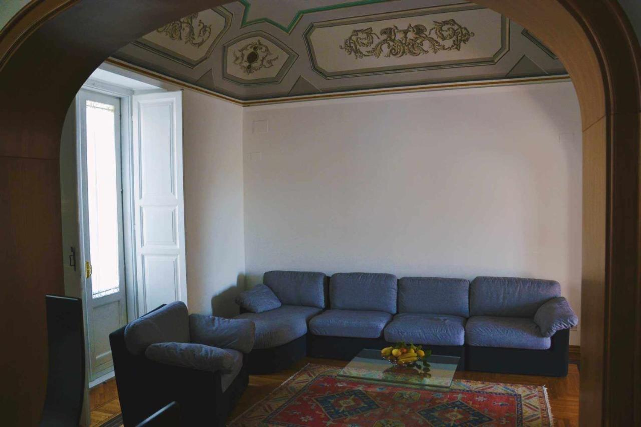 Palazzo signorile di oltre 520 mq fronte Cattedrale ad Atri Città darte Extérieur photo
